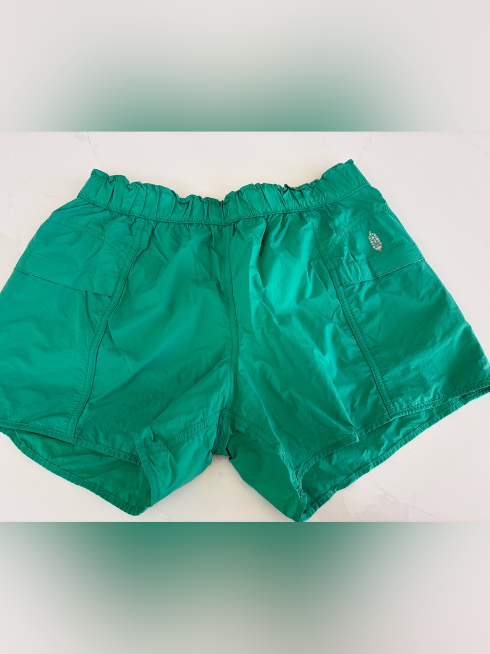 Free People Movement 'In The Wild' Shorts - size M, colour *** lucky charm - Picture 3 of 9